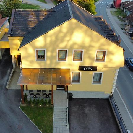 Apartmani Brko Kotor Varos Exteriör bild