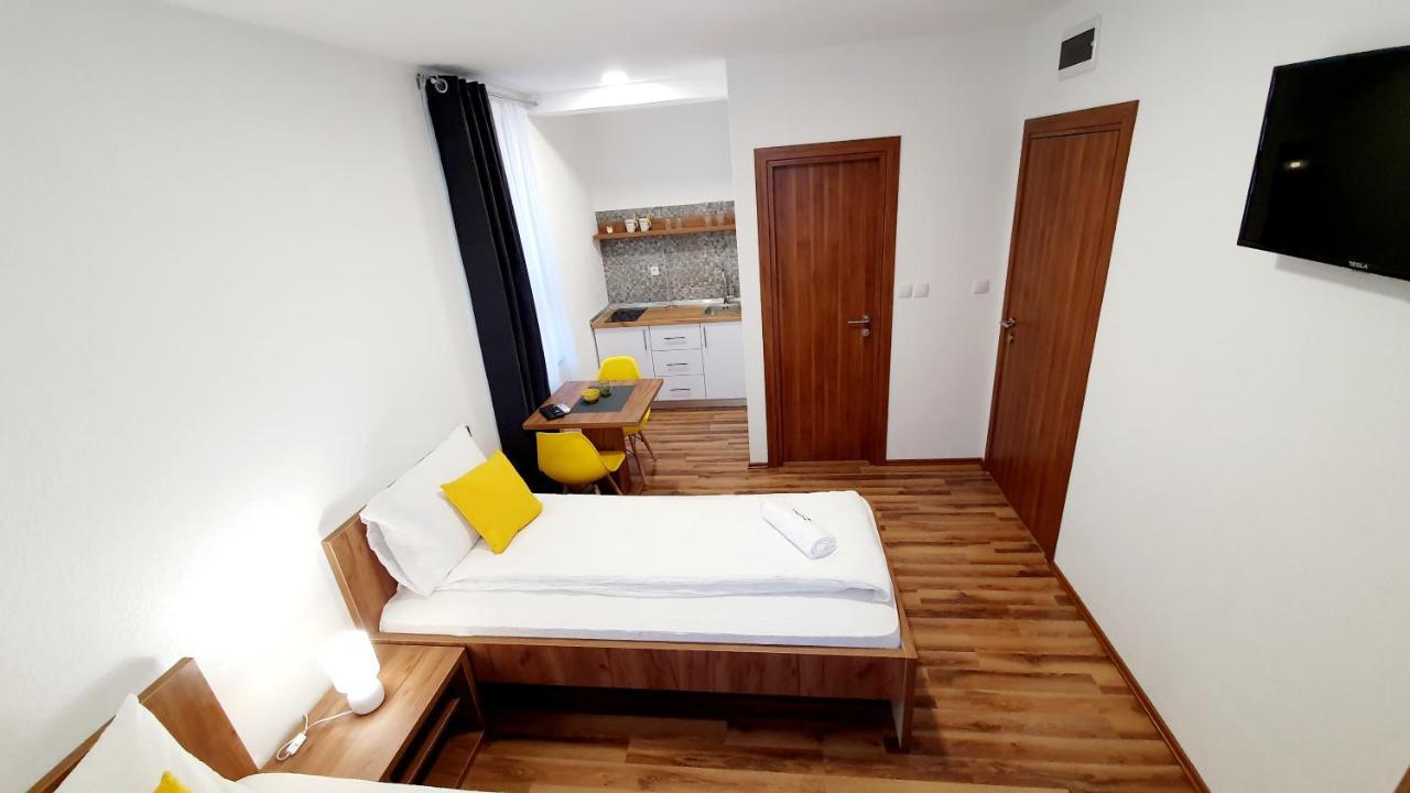 Apartmani Brko Kotor Varos Exteriör bild