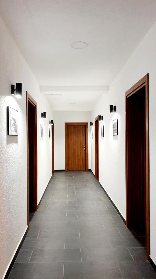 Apartmani Brko Kotor Varos Exteriör bild